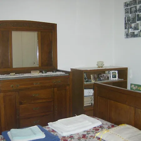 Casa Dina Bed and Breakfast